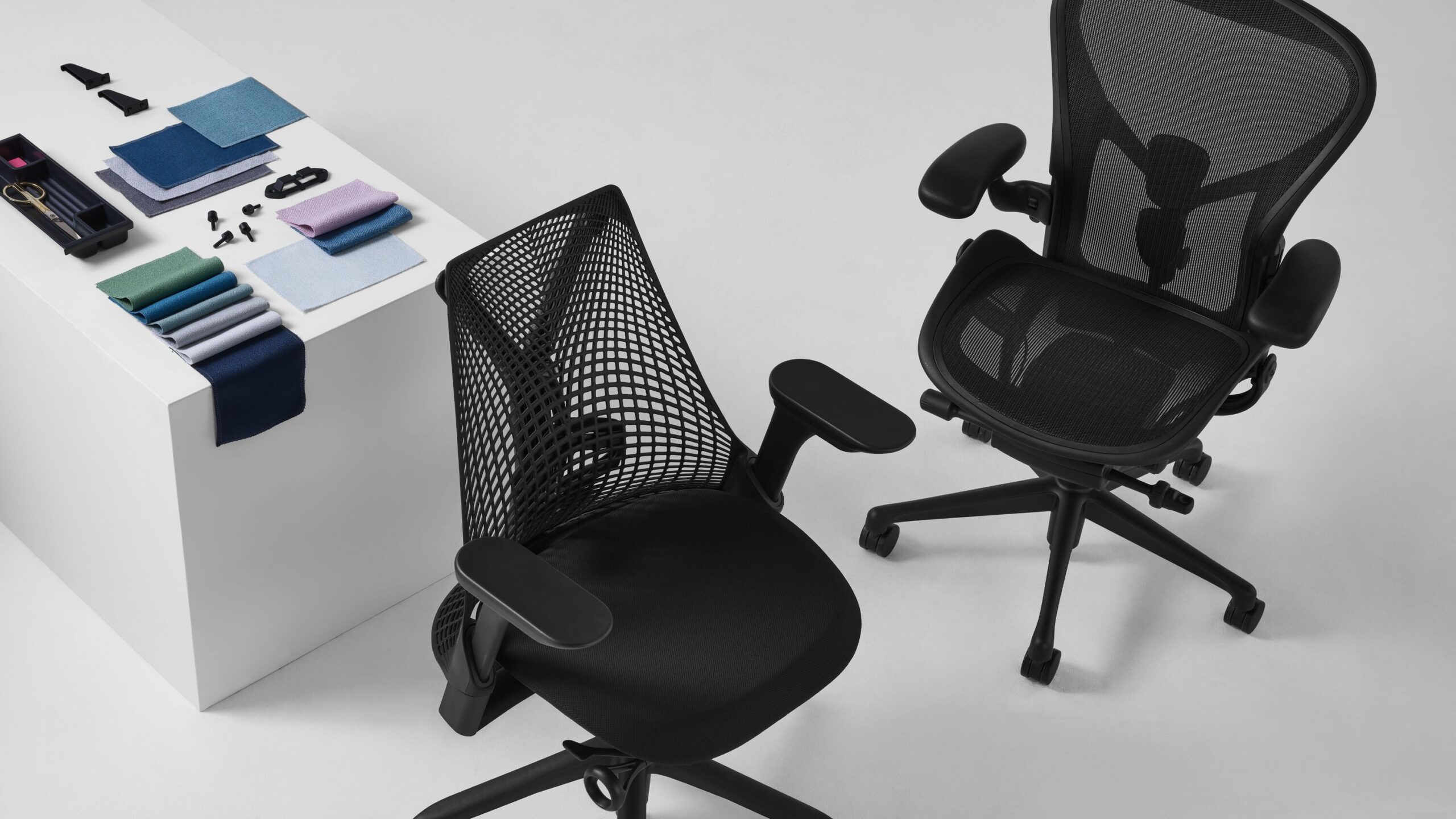 Cadeiras Aeron e Sayil