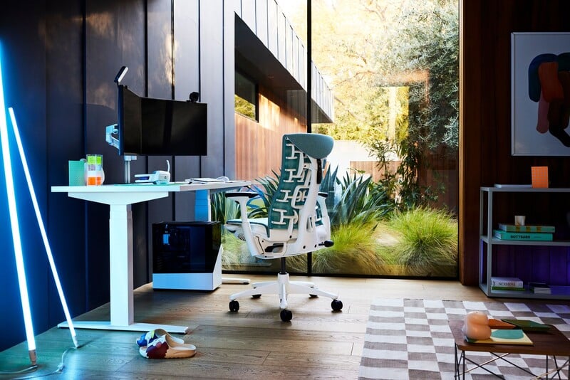 Escritório moderno com mesa e cadeira confortável